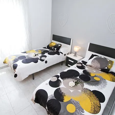 Vela Planet Costa Dorada 아파트